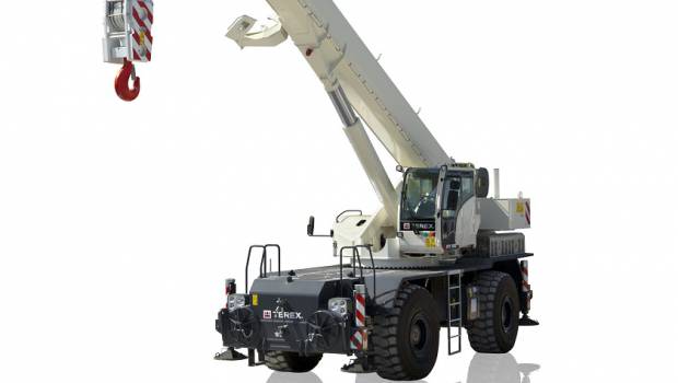 Vernazza Autogru commande 2 grues Terex RT 90
