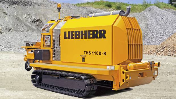 Liebherr propose une pompe à béton stationnaire sur chenilles ultra mobile