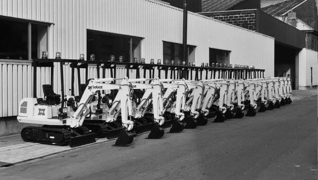 Bobcat souffle 60 bougies