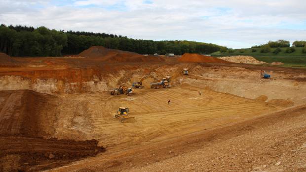 Les travaux publics remontent doucement