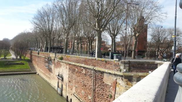 Toulouse : la gare terminus Tisséo du Cours Dillon remise à neuf