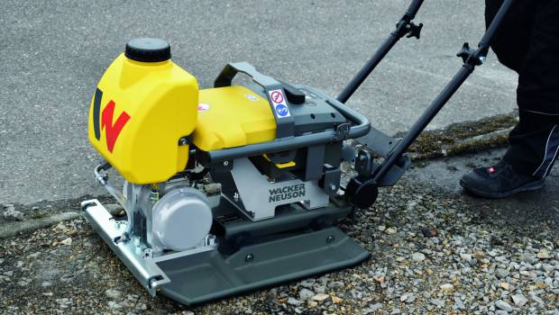 Une plaque vibrante sur batterie !