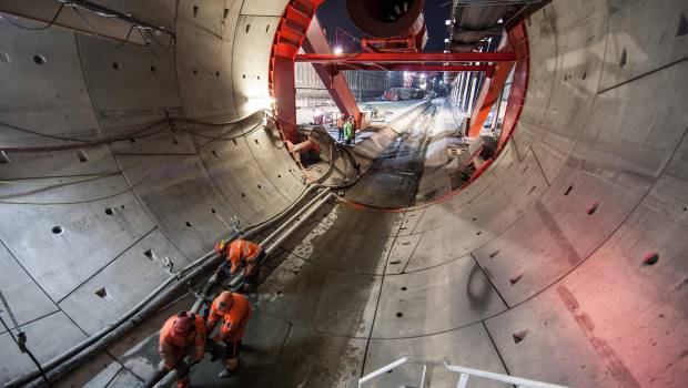 Un tunnelier Herrenknecht en action en République tchèque