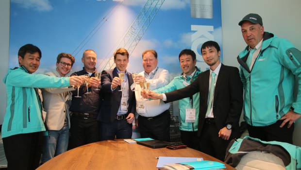 Hawks Crane Hire commande la première CKE3000G d'Europe