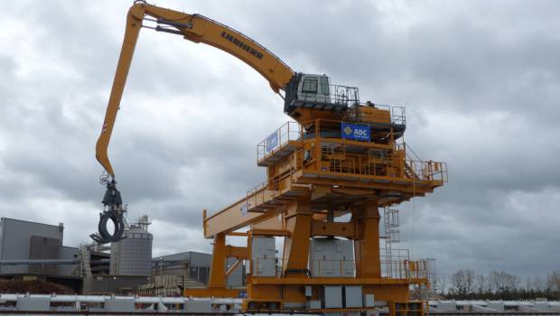 ADC réalise un portique à pelle grappin en Vendée
