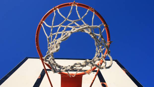 Poitiers : Blastrac vise le panier