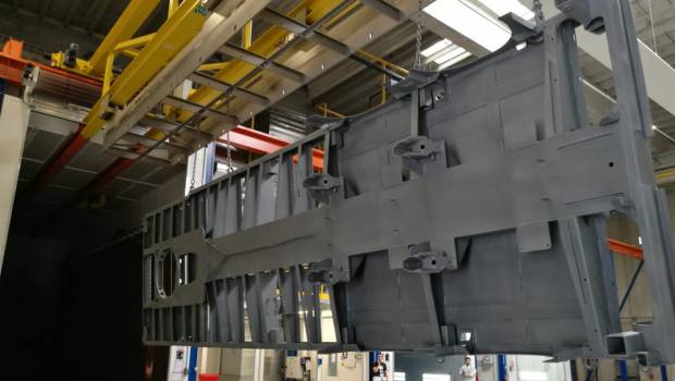 Faymonville avale les kilomètres en tête