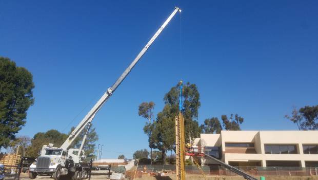 Une grue NTC55 fait les beaux jours d’une société californienne