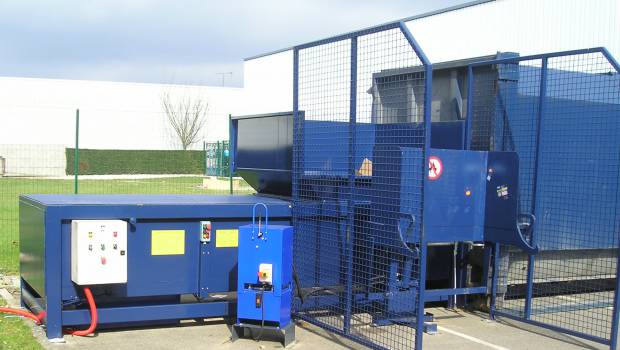 Semardel innove avec le compacteur connecté