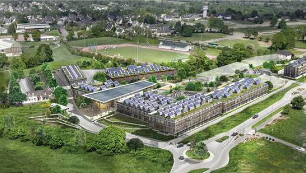 Bretagne : le lycée de Liffré puise son énergie au soleil
