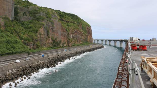 La nouvelle route du littoral, entre terre et mer