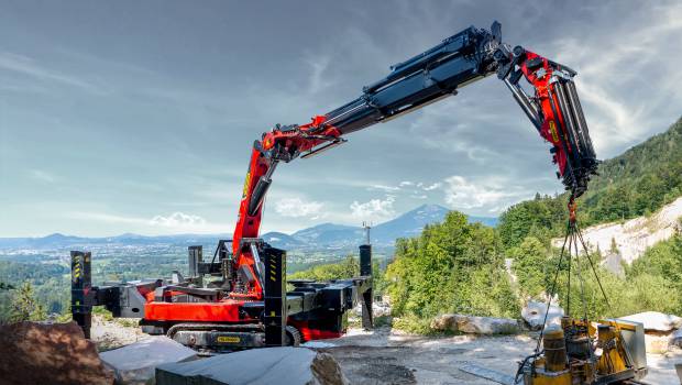 Palfinger sort sa première grue sur chenilles