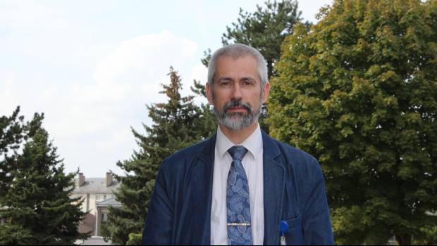 Qui a été nommé directeur du Bureau de Normalisation de l’Industrie du Béton ?