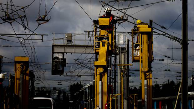 RER B : Travaux de renouvellement du réseau électrique