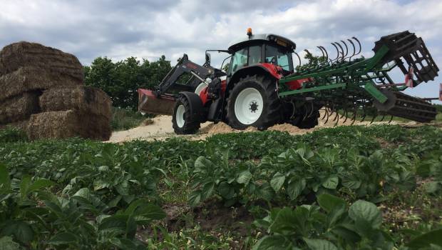 Les pneus agricoles de CEAT Specialty au SIMA