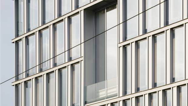 À Nantes, Pôle Emploi entre prémurs et colonnes préfabriquées