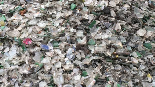 Une machine Tomra pour séparer le verre des déchets ménagers