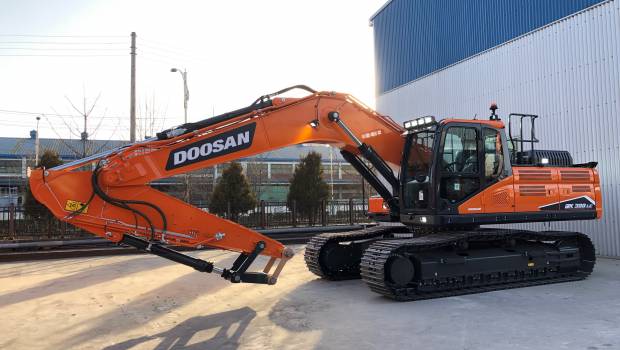Une pelle de 30 t chez Doosan