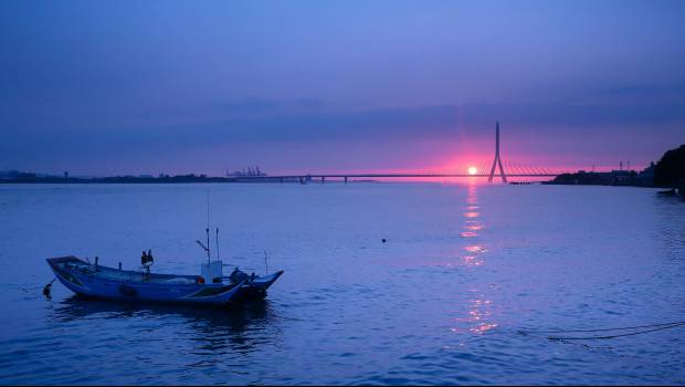 La construction du plus long pont à haubans du monde a débuté