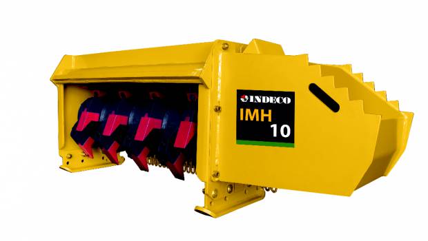 Indeco mue les pelles en outils de défrichement et débroussaillage