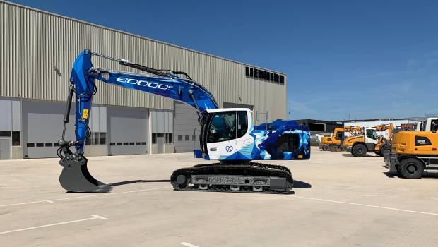 La 60 000e pelle Liebherr fait le tour de l'Europe