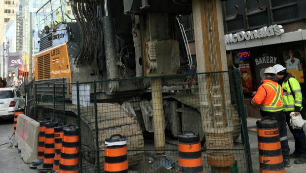 Le Canada, tiré par la construction d'infrastructures