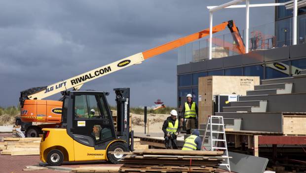 Riwal et Jungheinrich main dans la main