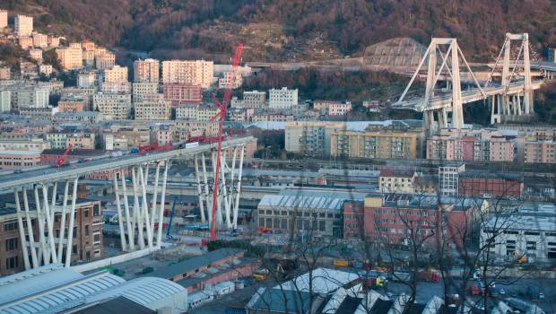 Genie démantèle le pont Morandi à Gênes