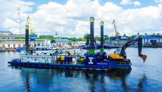 Nibulon passe au transport fluvial avec Volvo CE