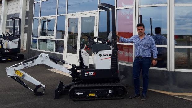 W86TP devient concessionnaire exclusif Bobcat