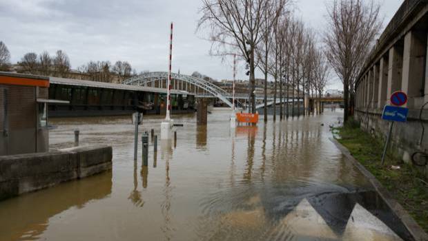 La Métropole du Grand Paris et la Banque des Territoires signent le premier Aqua Prêt Gemapi