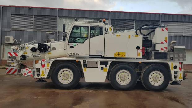 Crane Concept adopte une Demag AC 45 City