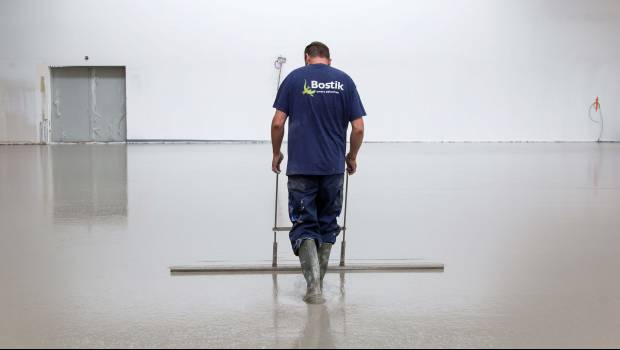 Une nouvelle génération de chapes fluides Bostik à liants spéciaux