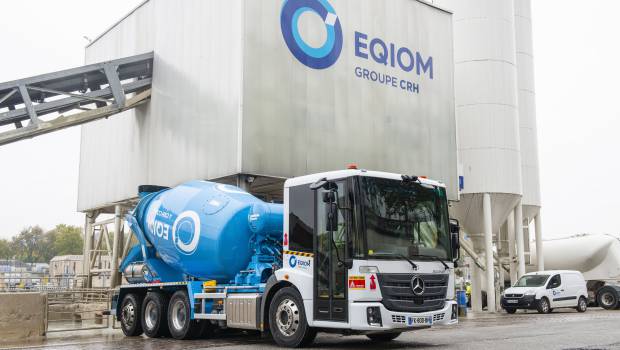 Un Mercedes-Benz Econic pour transporter du béton