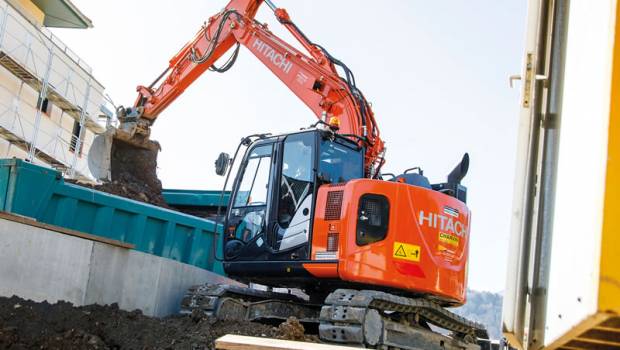 Hitachi élargit son programme de location