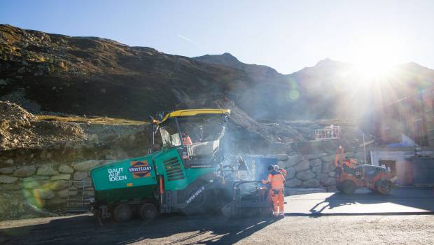 Le Super 1803-3i de Vögele arpente des routes montagneuses