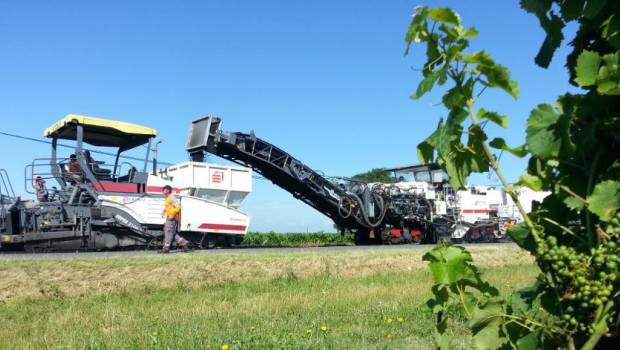 Une route de Seine-et-Marne retraitée à base de résine de pin