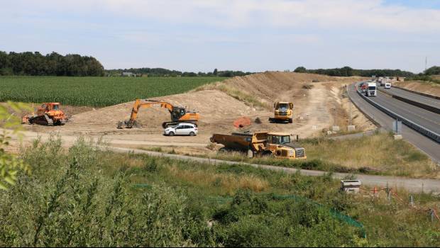 [Reportage] Elargissement autoroutier sous haute surveillance sur l'A10