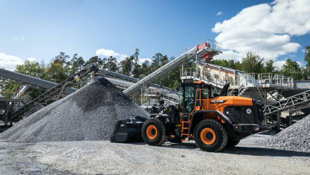 Nouvelle gamme de chargeuses sur pneus DL-7 pour Doosan