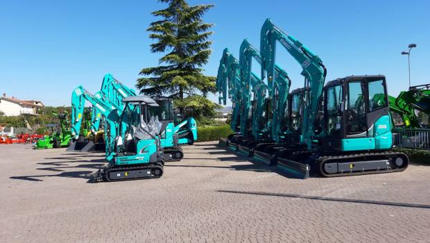 Kobelco étend sa toile en Italie
