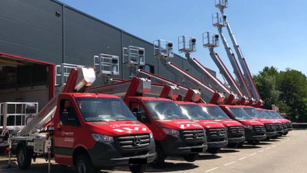Multitel Pagliero livre 10 nacelles sur VL au loueur allemand Roggermaier