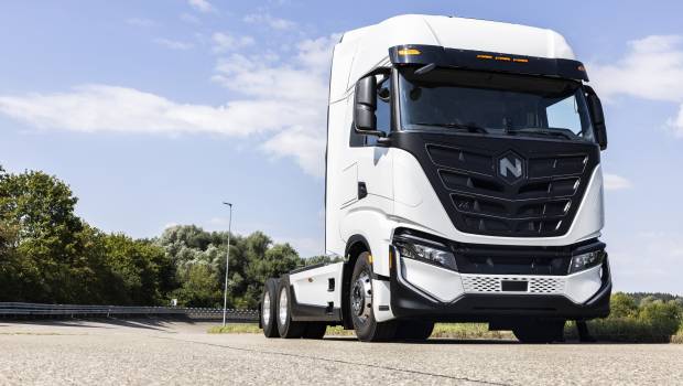 Iveco et Nikola débutent la production de véhicules électriques lourds
