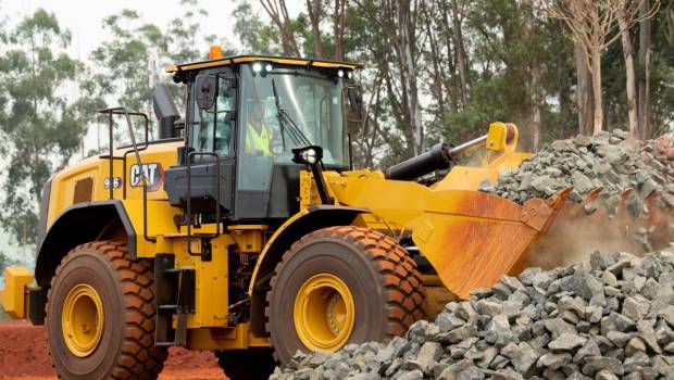 Des chargeuses Cat 966 et 972 plus productives