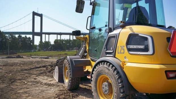 Volvo CE teste des équipements de construction électriques sur un site électronique