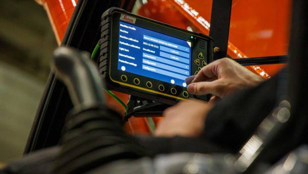 Leica partenaire d'Hitachi pour les pelles Zaxis-7