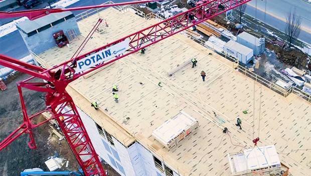 Une Potain Igo T 85A pour un parc de télescopiques