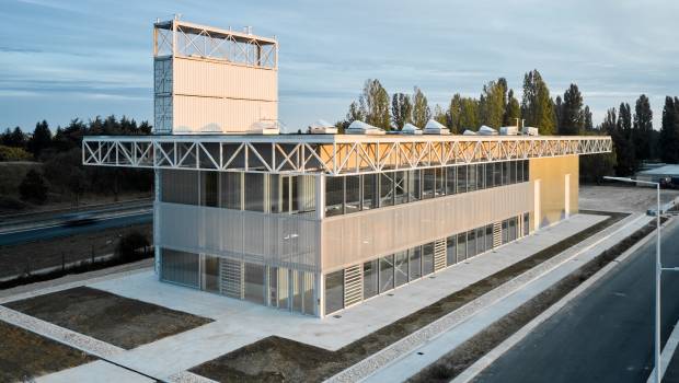 Modul'Air, un bâtiment de 1 800 m2 en containers maritimes au sud de Paris