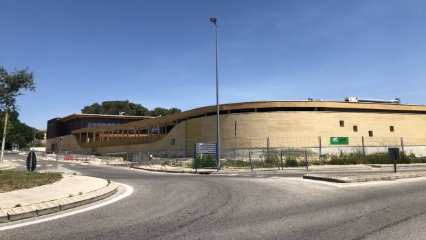 De la pierre naturelle pour le groupe scolaire de Rousson dans le Gard