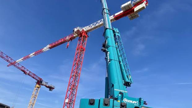 Demathieu Bard et les grues Potain ensemble en région parisienne