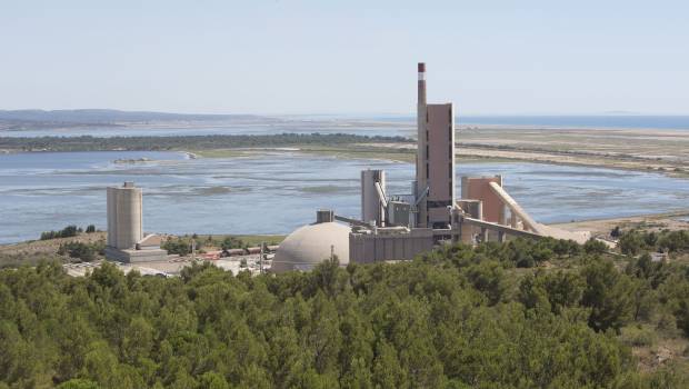 Industrie cimentière : le Parlement européen adopte le rapport sur le système européen d'échange de quotas d'émission et le mécanisme européen d'ajustement carbone aux frontières